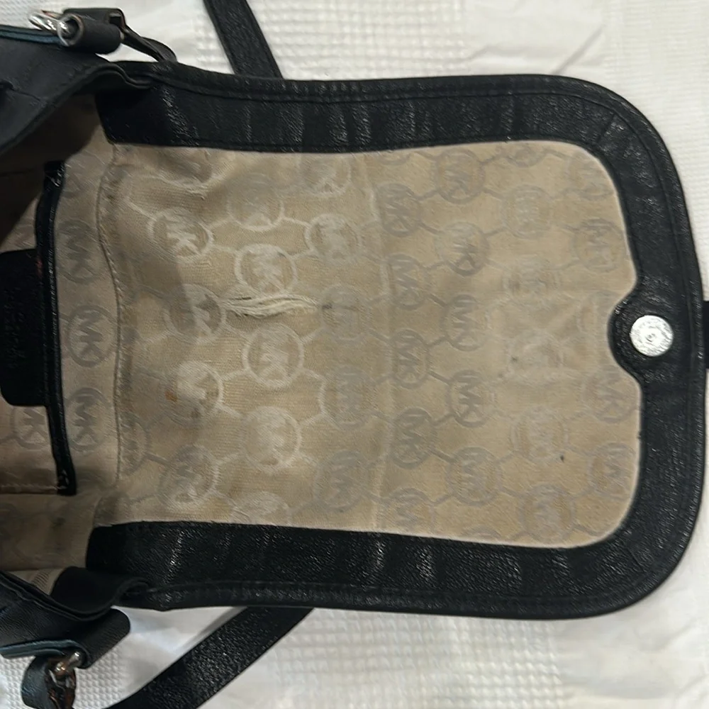 Michael Kors black leather shoulder bag